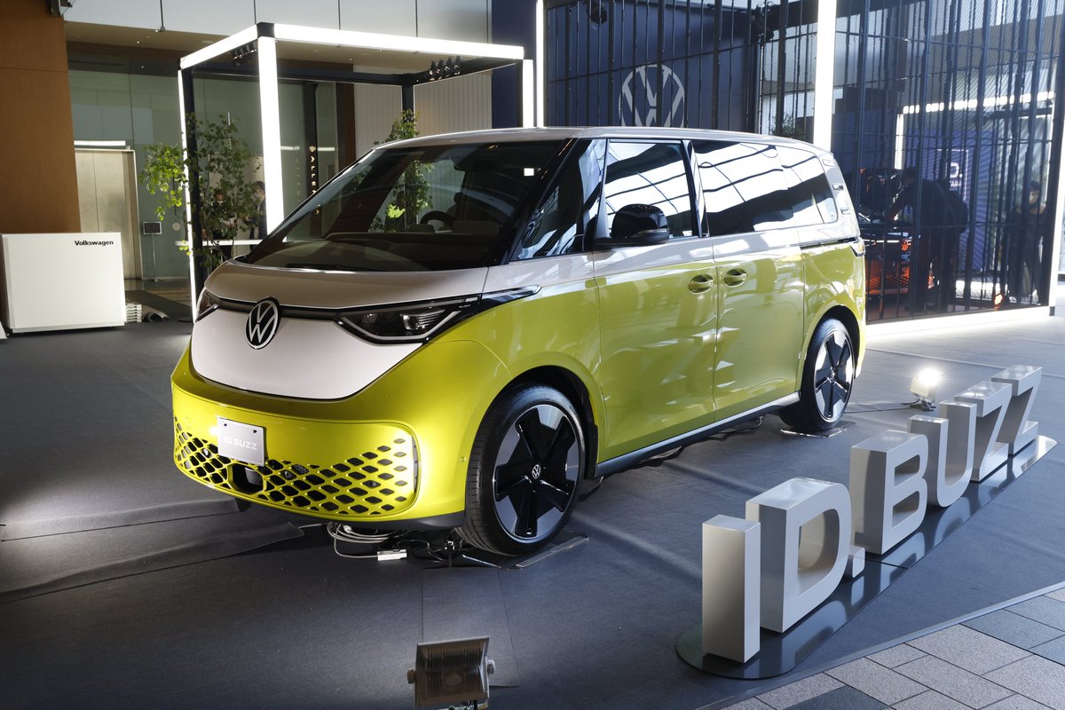 VW_JPN's tweet photo. いよいよ本日16:00から「ID. SQUARE」開催です。
順調に設営中👷
ぜひみなさまお立ち寄りください✨
https://t.co/KmkpgaLO8q
#ID4
#IDSQUARE
#IDSQ
#tokyomidtown
#電気自動車
#waytozero
#EV
#フォルクスワーゲン https://t.co/HxLdt8Ftj5