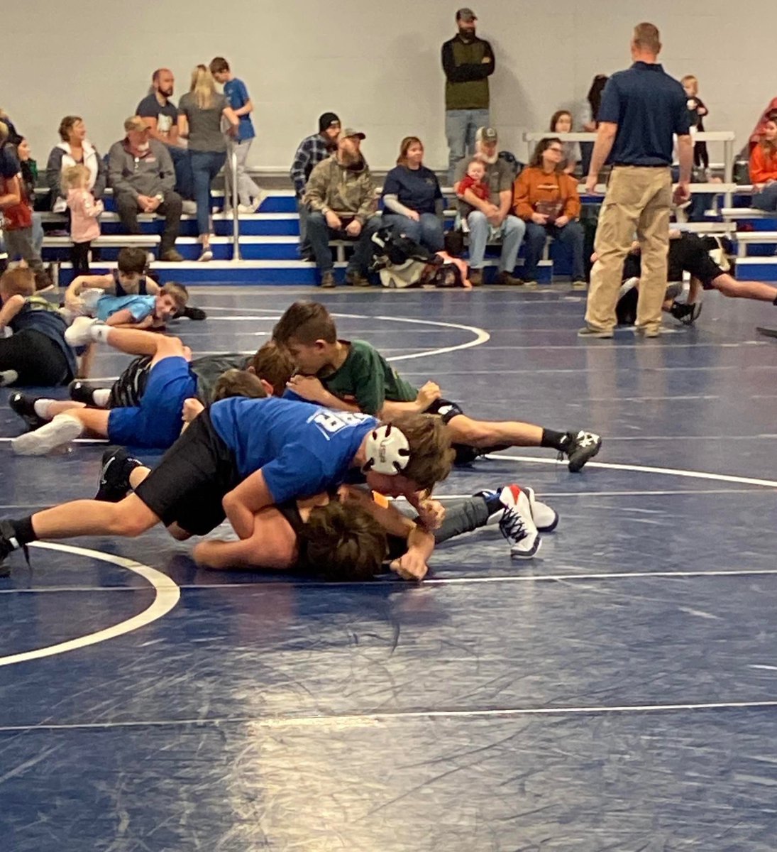 Thank you Teays Valley for joining us in our room this weekend. Great scrimmage! What these kids learn from every drill and every match is a win. Thank you coaches!
