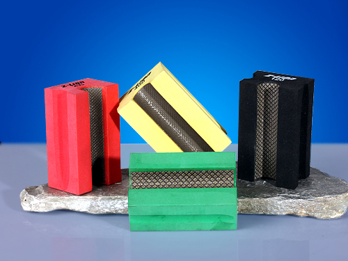 Stevenyu2008's tweet image. Diamond hand polishing pads is an outstanding tool for shaping and polishing granite, marble, engineered stone, quartzite, ceramic, porcelain, and other materials.    v20mm. Grit: 60#----7000#. #diamond, #grinding, #handpad, #polishingblock. contact zhili4@stone-tool.com