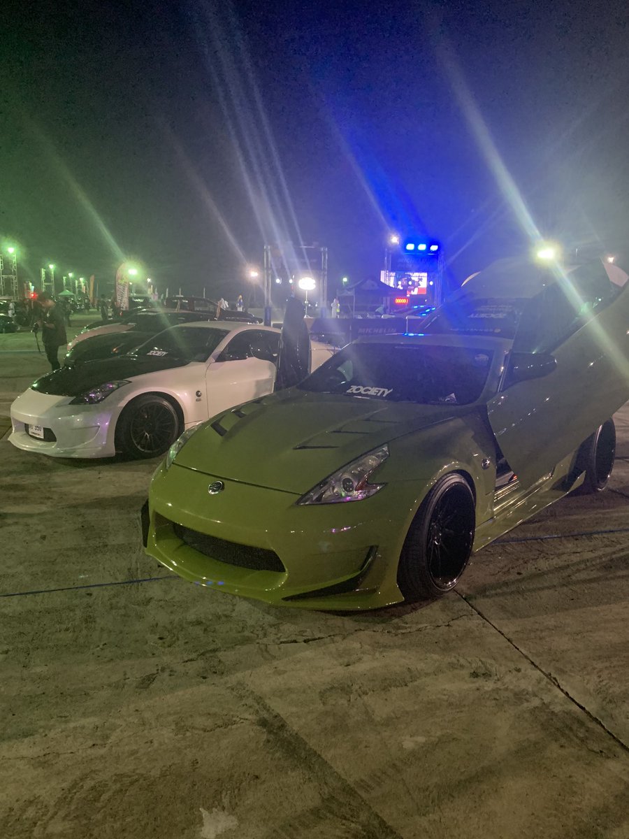ptt_japan's tweet photo. 夜の10時に表彰式
カーショー、ドラッグレースも開催され、気分はfast&furios
#driftcompetition
#pttperformadriftteam
#世界に飛び出そう
#カーキチ
#drivingkids https://t.co/boltI8KICm