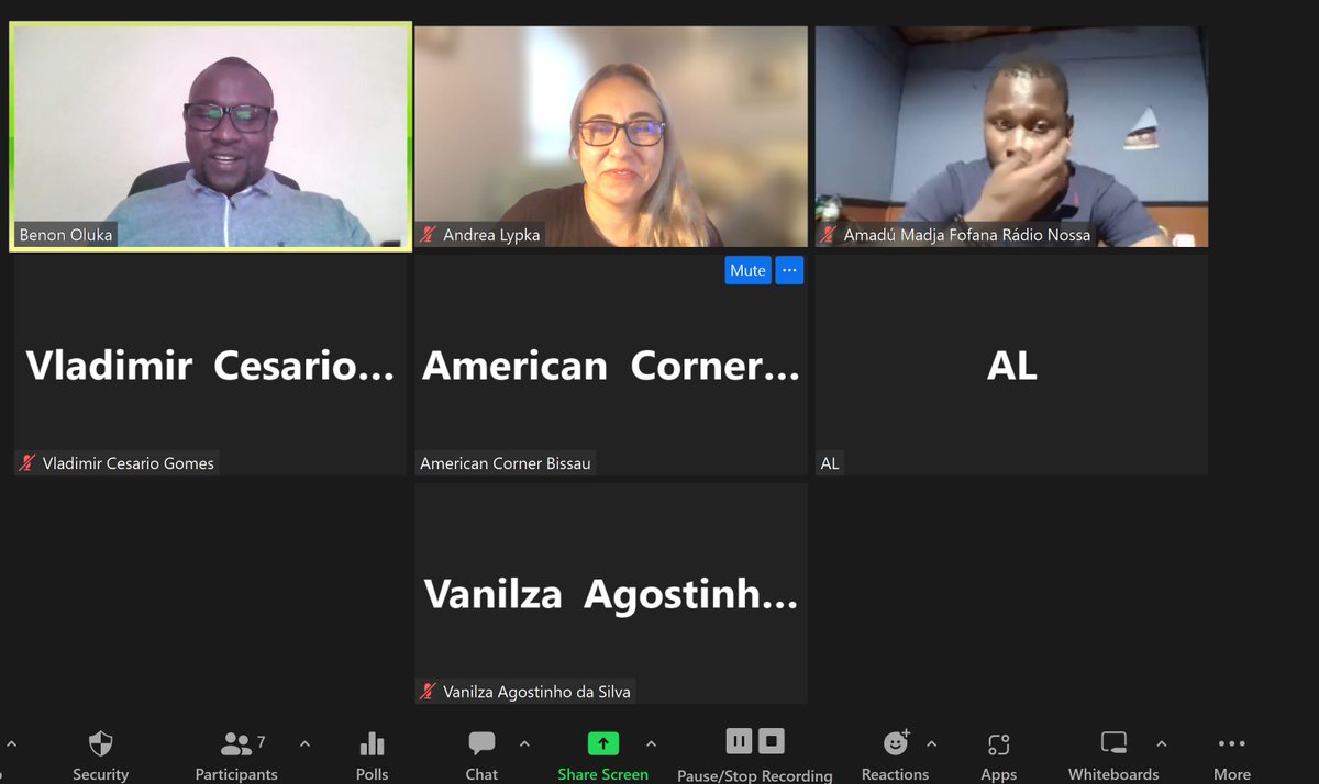 andrealypka's tweet photo. This past Saturday we had the privilege to welcome @benon_oluka editor for @gijnAfrica to discuss about Resources For Upping Your #InvestigativeJournalism Game in the #English for #Journalism #training! #GuineaBissau #VirtualEducator #investigation #journalism
@ELPrograms https://t.co/VsKAUmjsH6