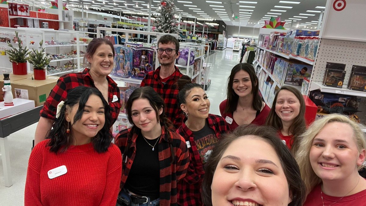 T3419 Getting Christmas/Toy Shop filled and zoned!!!
<a href="/s_hazy/">S.Hazy</a> <a href="/Heather66841926/">HeatherNash</a>