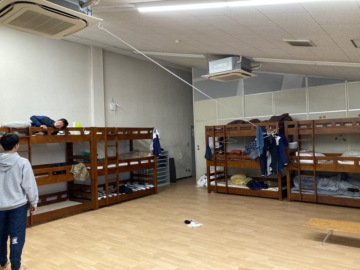 rowinglovers's tweet image. 艇庫2階がめっちゃ綺麗になってました！綺麗な環境で合宿ができてとてもありがたいし羨ましいです。このまま長く綺麗に使ってほしいです！！