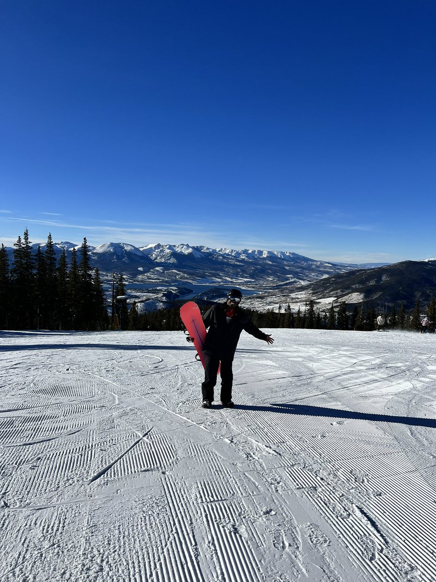 MasterMoyer's tweet photo. Snowboarding and tubing weekend at @KeystoneMtn! A great time shredding and enjoying the views and experience. #Snowboarding #Keystone #KeystoneResort #Tubing https://t.co/a2lCjDklsB