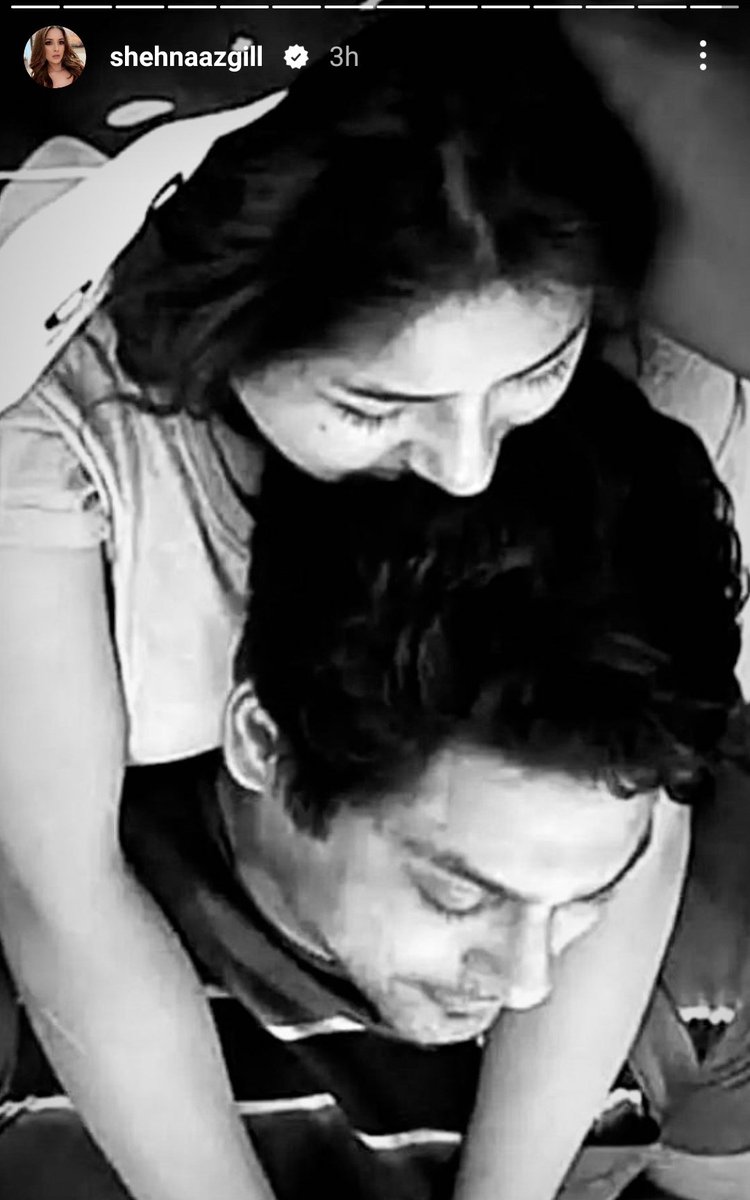 iBeingAman's tweet photo. #HBDSidharthShukla Trending 🌈
Love u @sidharth_shukla forever ... #SidharthShukla #ShehnaazGill #SidNaaz https://t.co/GVlhvPY1t0