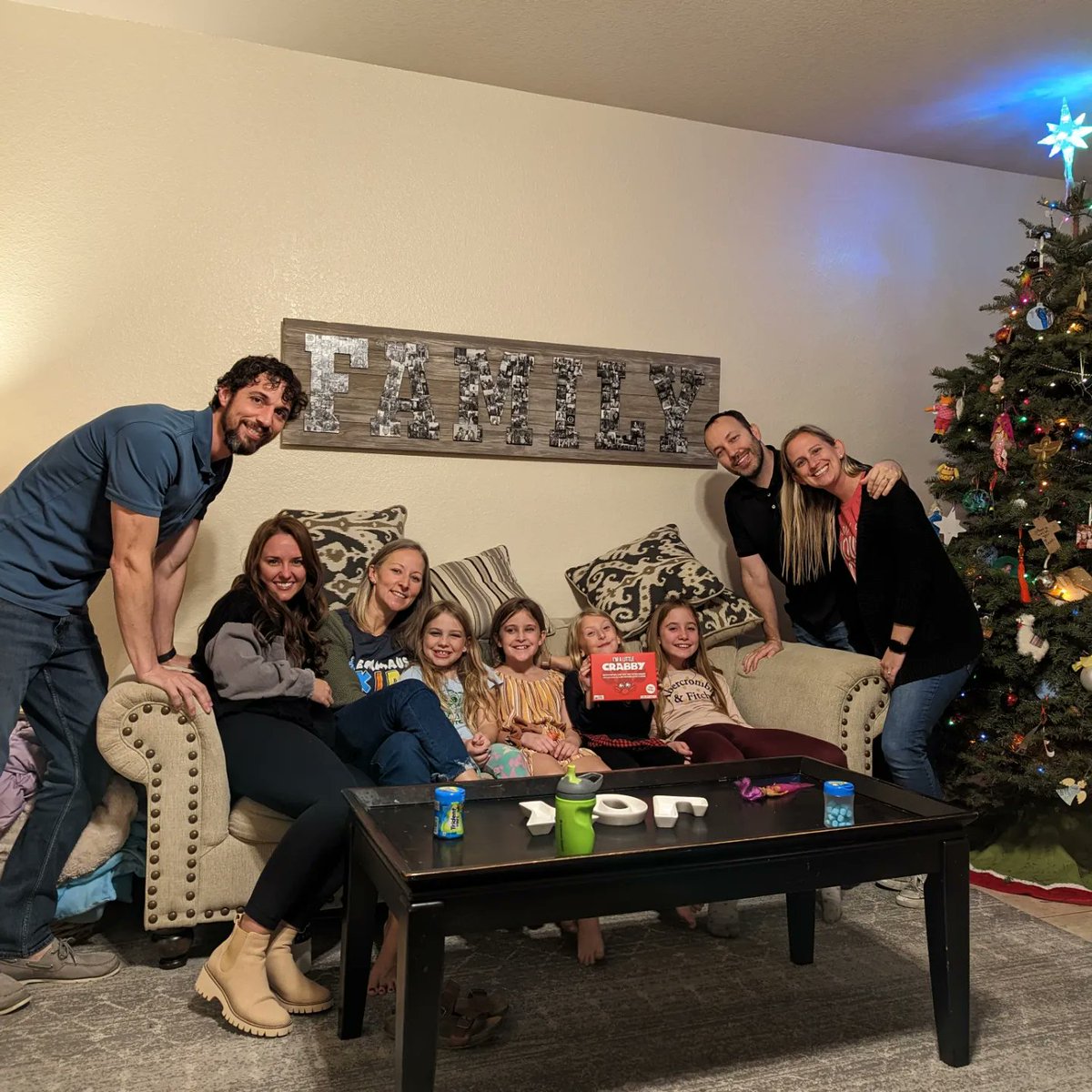 michelle_hertz's tweet photo. Thank you #tryzon and #explodingkittens  for the awesome opportunity to try the game #imalittlecrabby! It was so much fun that we had 2 parties! Also, watching 8 year olds give a "secret" signal was adorable. Please use code CRABBYPARTY for a buy 2 get 1 free deal. https://t.co/tjjGc7xHkB