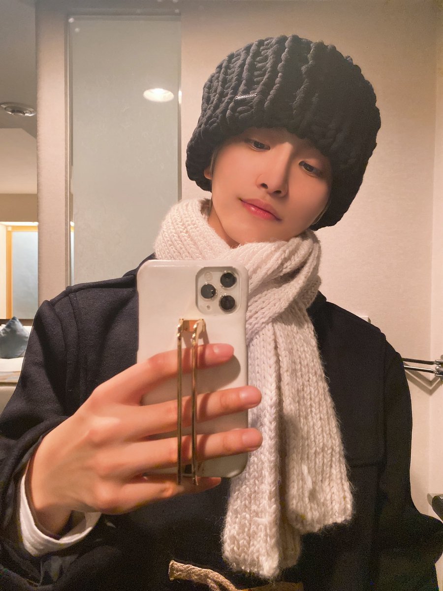 m3lonbreadd's tweet image. this is basically his antifragile gear