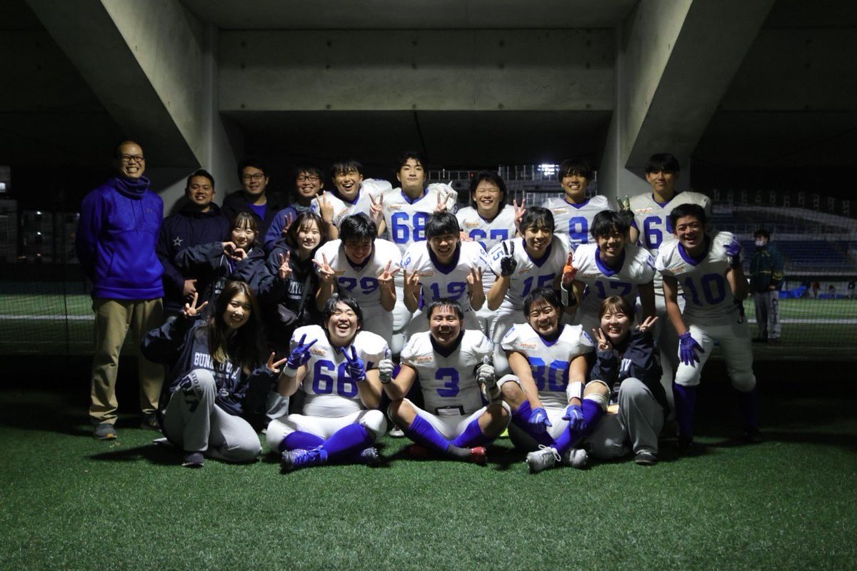 昨日ついに目標のリーグ戦「全勝」を達成しました！！！プレイヤーとして、主将として厳しいseasonでしたがみんなに助けられてここまできました！
ありがとう！！

来年は11人制復帰！3部昇格を期待しています！来年のOdinに幸あれ！！

高校からフットボールを始め、昨日で引退！！7年間お疲れ様