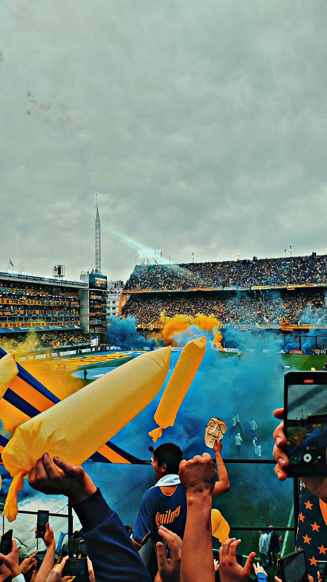 Por estos colores dejé, dejo y voy a dejar la vida. Y más también. Si sos uno de ellos FELIZ DÍA.