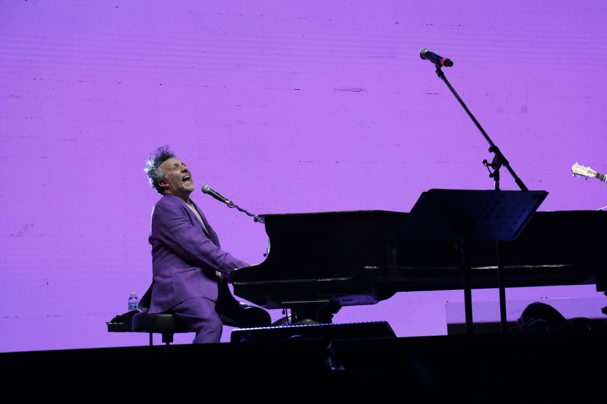 Fito Paez tweet media