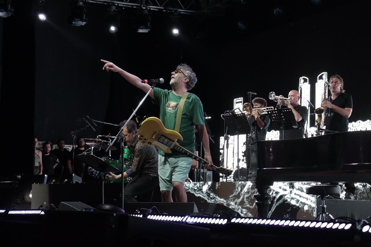 Fito Paez tweet media