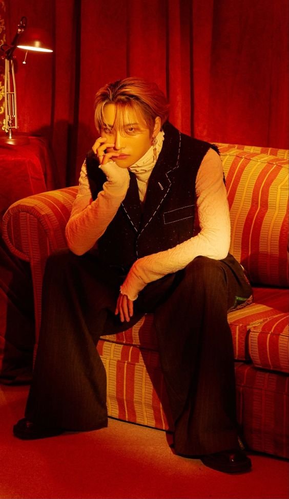 m3lonbreadd's tweet image. MODEL SEONGHWA MHM