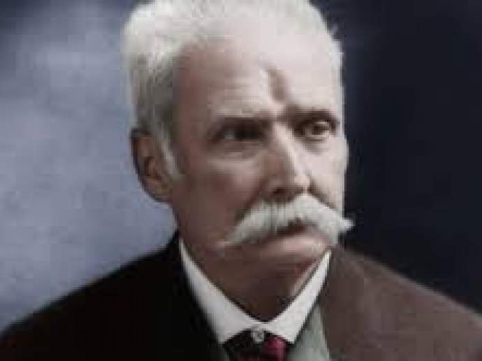 "Calixto García no necesita encomio: lleva su historia en su frente herida. El que sabe desdeñar la vida, sabrá siempre honrarla”. Cercado por los españoles el 6.9.1874 prefirió morir antes de caer en sus manos. Su frente quedó marcada para siempre. Murió un 11.12.1898. #Cuba