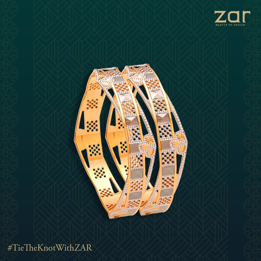 Adorn your hands with this riveting gold piece at the next sangeet you attend.

P106859

#TieTheKnotWithZAR #ZARJewels #SangeetLook #Bride #Wedding #BrideToBe #IndianJewellery #Gold #JewelryDesigners #GoldBangles #SangeetCeremony #BrideBangles #BanglesLove #SangeetJewellery