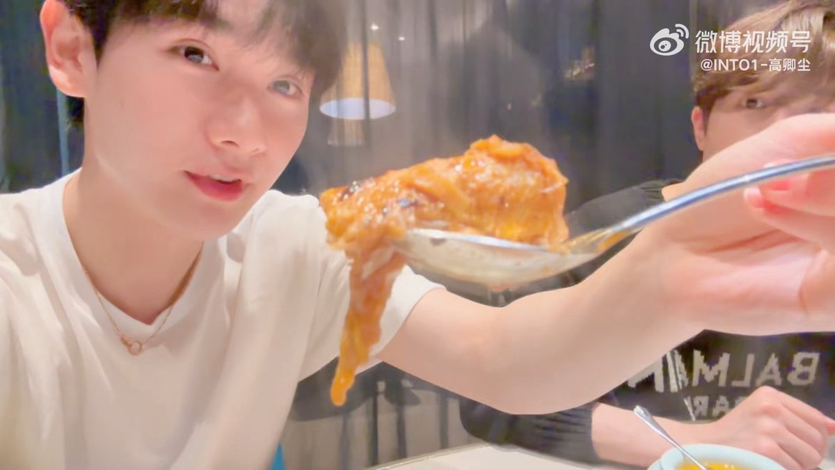 Yvonne是Nine的脸颊肉 tweet media