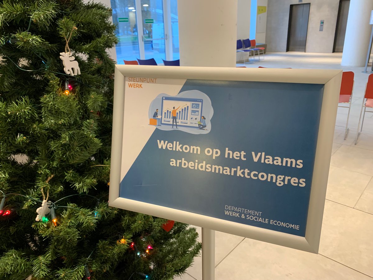 departement_wse's tweet image. Vandaag organiseren we samen met @steunpuntwerk het Vlaams arbeidsmarktcongres, een dag die volledig in het teken staat van (beleidsgericht) onderzoek en reflectie over de huidige en toekomstige Vlaamse arbeidsmarkt. Deel en volg mee via #VlaamsArbeidsmarktcongres