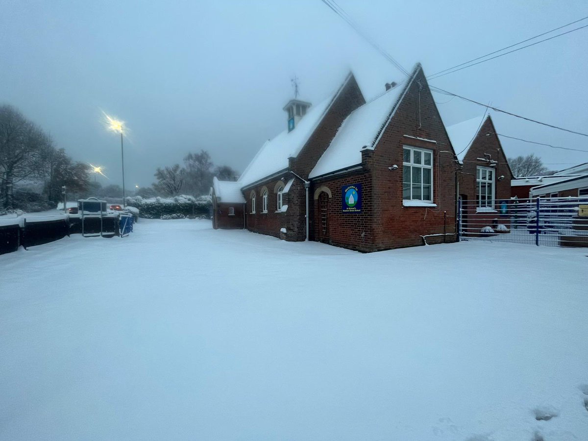 St Michael's Woolmer Green tweet media