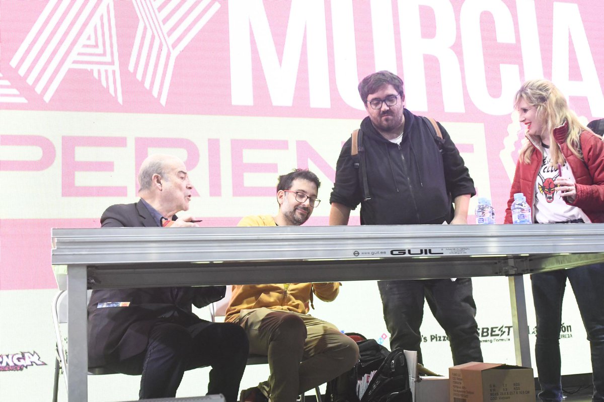 diariolaopinion's tweet photo. GALERÍAS 📸 | ¿Estuviste en el Game-Fest de #Murcia este fin de semana? ¡Búscate en las fotos! 😉 Jornada sábado: https://t.co/n3OHypXoGo / Jornada domingo: https://t.co/pKL9qrZmdV #playmurciaexperience #playmurcia @playgenpro https://t.co/c8axyqadog