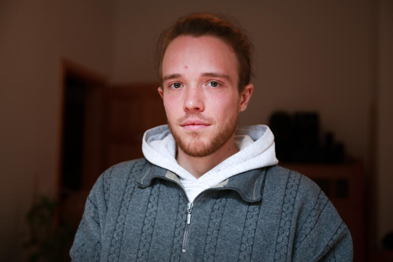 Hannah Suppa (@hannah_suppa) on Twitter photo Sein Engagement für die #LetzteGeneration hat Jakob Beyer ins Gefängnis gebracht. Wie Beyer und co gerade die Sicherheitsbehörden herausfordern, hat <a href="/arietzschel/">Antonie Rietzschel</a> analysiert und reingeleuchtet wie die radikalen Klimaschützer organisiert sind. lvz.de/lokales/leipzi… Sein Engagement für die #LetzteGeneration hat Jakob Beyer ins Gefängnis gebracht. Wie Beyer und co gerade die Sicherheitsbehörden herausfordern, hat <a href="/arietzschel/">Antonie Rietzschel</a> analysiert und reingeleuchtet wie die radikalen Klimaschützer organisiert sind. lvz.de/lokales/leipzi…