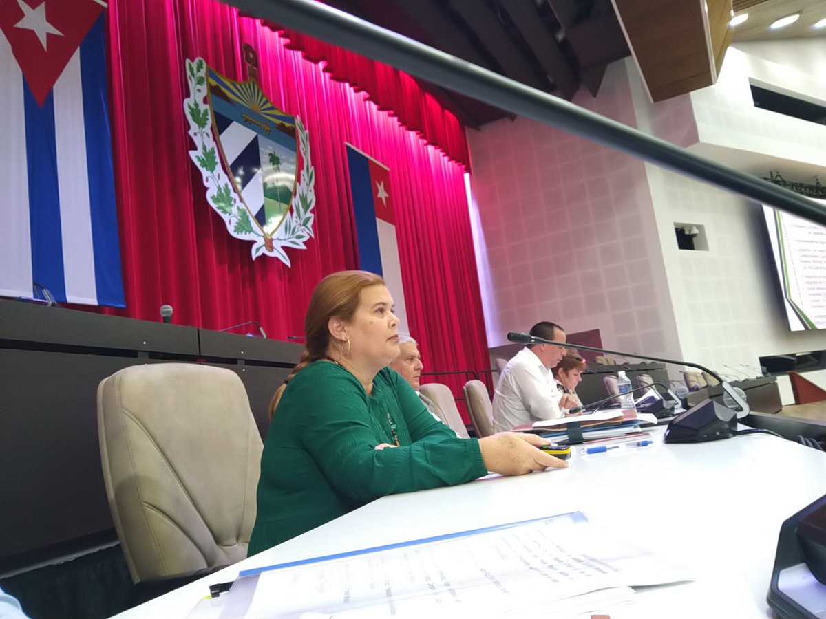 Oscar_CubaTSP's tweet photo. #Hoy en la Comisión de Asuntos Constitucionales y Jurídicos @AsambleaCuba el análisis delas leyes qué serán sometidas a la sesión plenaria y otros temas trascendentes de la economía, el presupuesto y el sistema judicial. @MMarreroCruz @anamarianpp @HomeroAcostaA @JosLuisToledoS1 https://t.co/u7jBCoVwIC