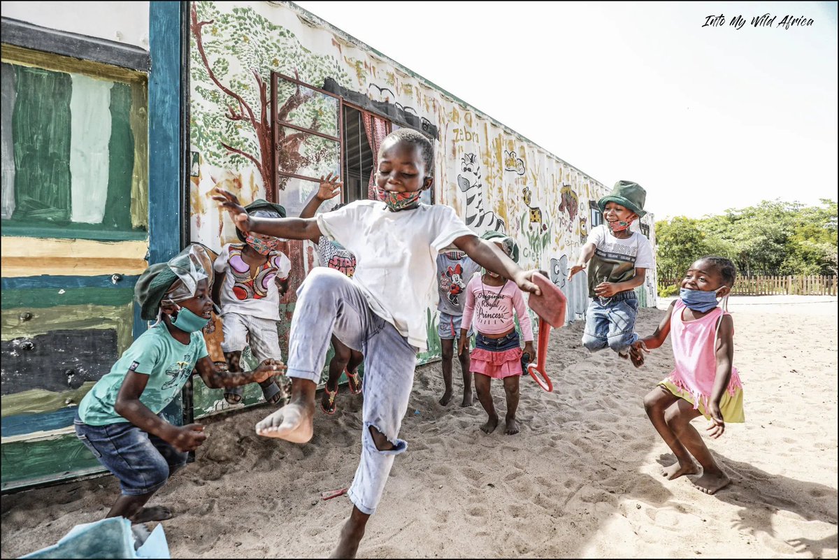 𝗛𝗼𝘄 𝘄𝗼𝗻𝗱𝗲𝗿𝗳𝘂𝗹 𝗶𝘁 𝗶𝘀 𝘁𝗵𝗮𝘁 𝗻𝗼𝗯𝗼𝗱𝘆 𝗻𝗲𝗲𝗱 𝘄𝗮𝗶𝘁 𝗮 𝘀𝗶𝗻𝗴𝗹𝗲 𝗺𝗼𝗺𝗲𝗻𝘁 𝗯𝗲𝗳𝗼𝗿𝗲 𝘀𝘁𝗮𝗿𝘁𝗶𝗻𝗴 𝘁𝗼 𝗶𝗺𝗽𝗿𝗼𝘃𝗲 𝘁𝗵𝗲 𝘄𝗼𝗿𝗹𝗱. 𝗔𝗻𝗻𝗲 𝗙𝗿𝗮𝗻𝗸

🫵 YOU cant start changing the world today by donating $100.

nourishecovillage.com/monthly-donor-…