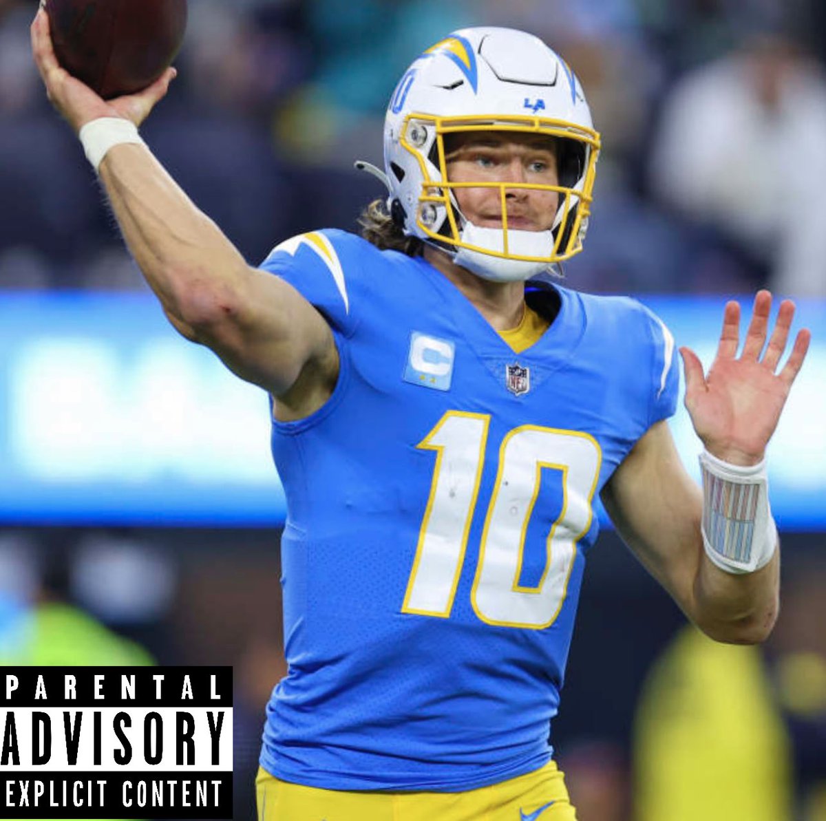 CheekfromQueens's tweet photo. Big win shut up the loudmouth on national TV double album this week #namethealbum #BoltUp https://t.co/E4GxKEYrLX