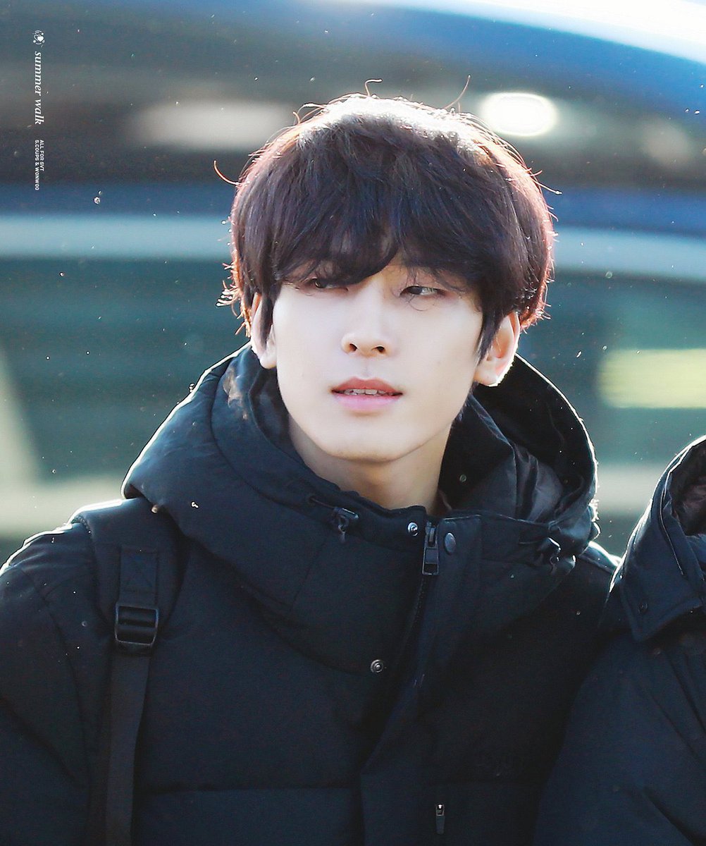 tinkswonu's tweet photo. wonwoo 4 years ago 🥺🤍 https://t.co/akh2kzFFt0