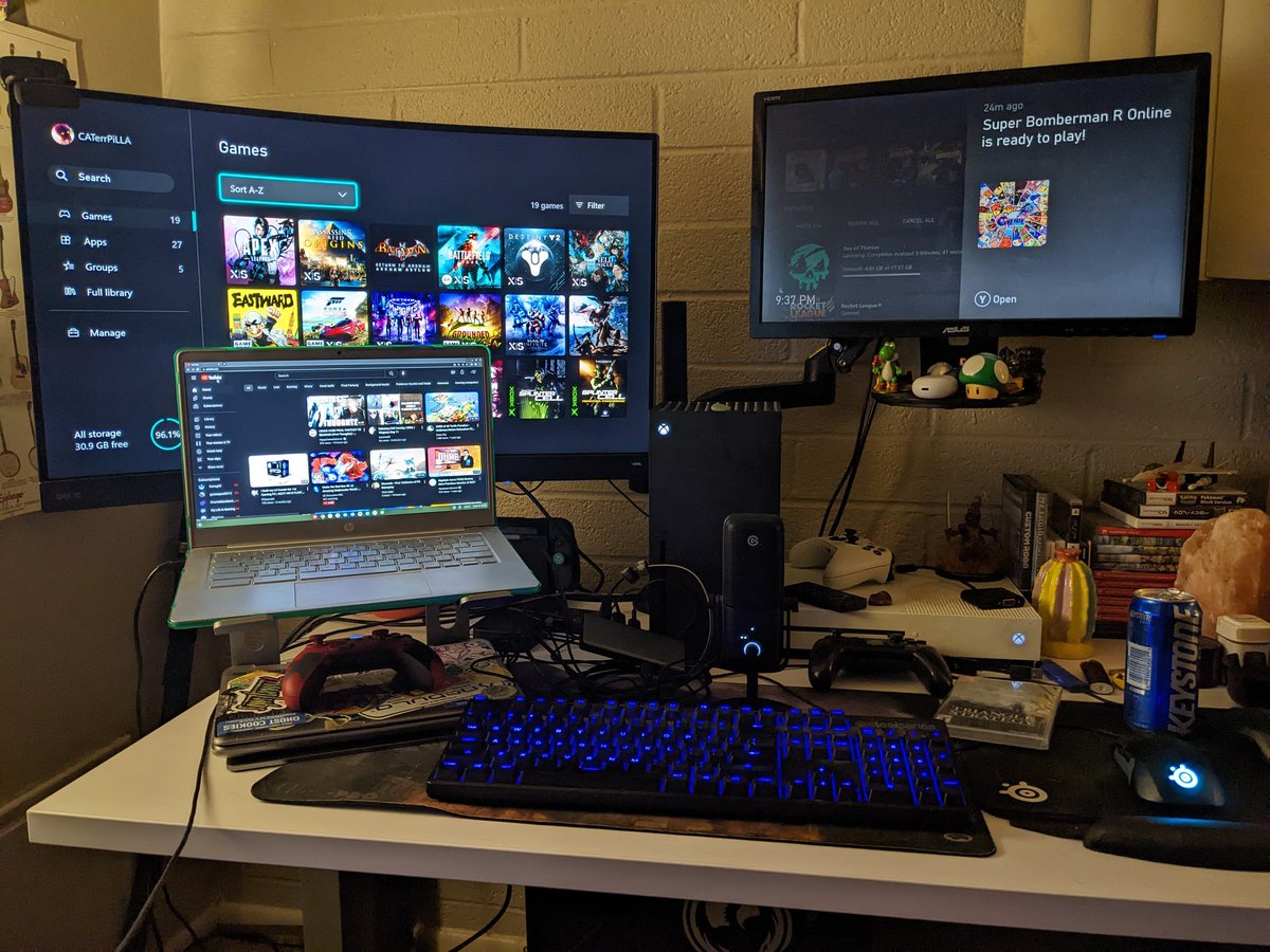 SQUiDzzzGAMING's tweet photo. Woohoo man oh man we did it! Temp setup complete until we get our final parts for the PC! Got the PSU today and then the GPU tomorrow! And cooler later this week! Stay tuned on the channel for the build video! 🦑💤😈👹👺🐻‍❄️🌵🔥🌶️😎 https://t.co/bOjMziY6lj