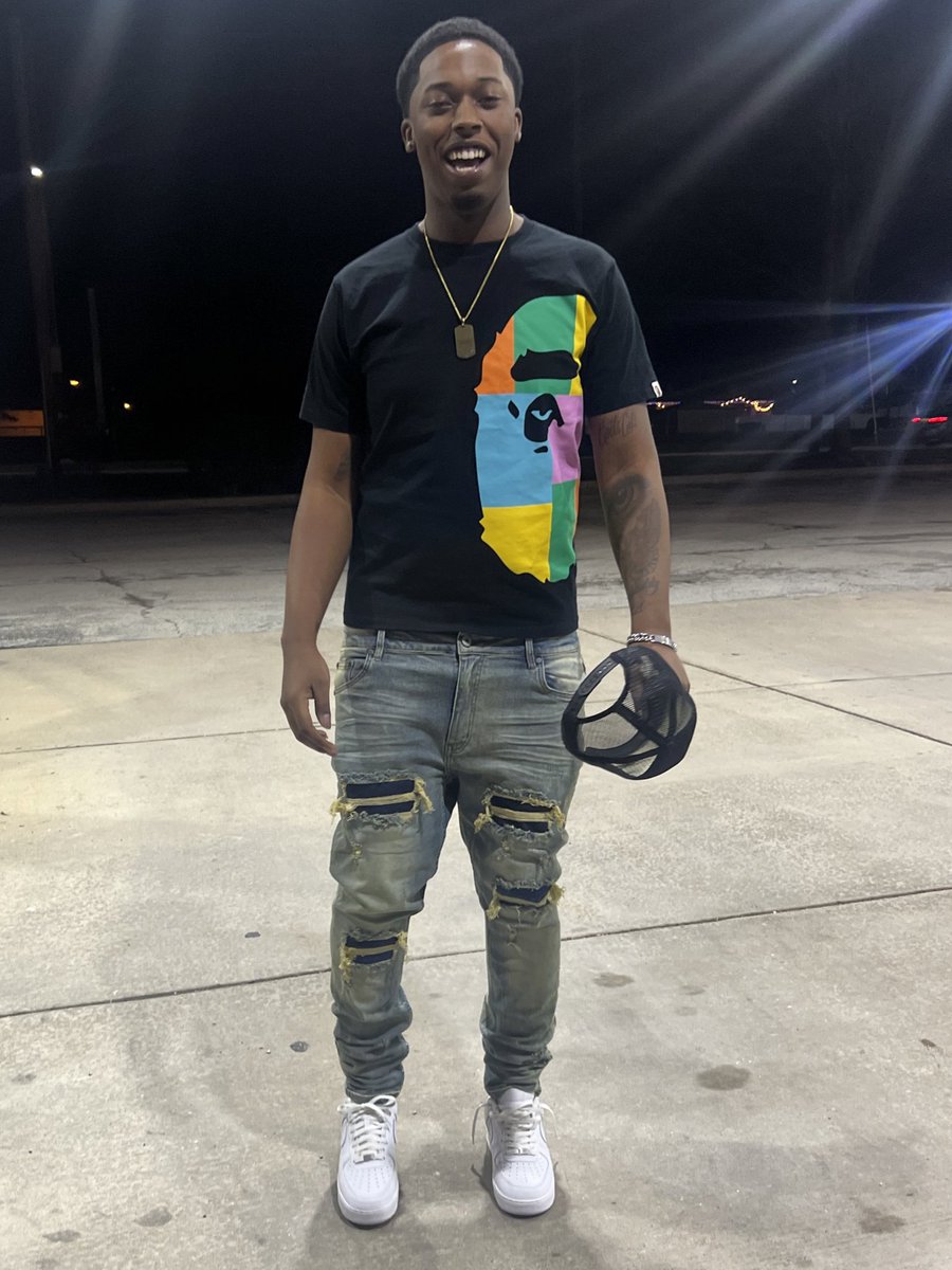 Ain’t never worried bout another n****, so in that case I’m the biggest 🐐, 21st