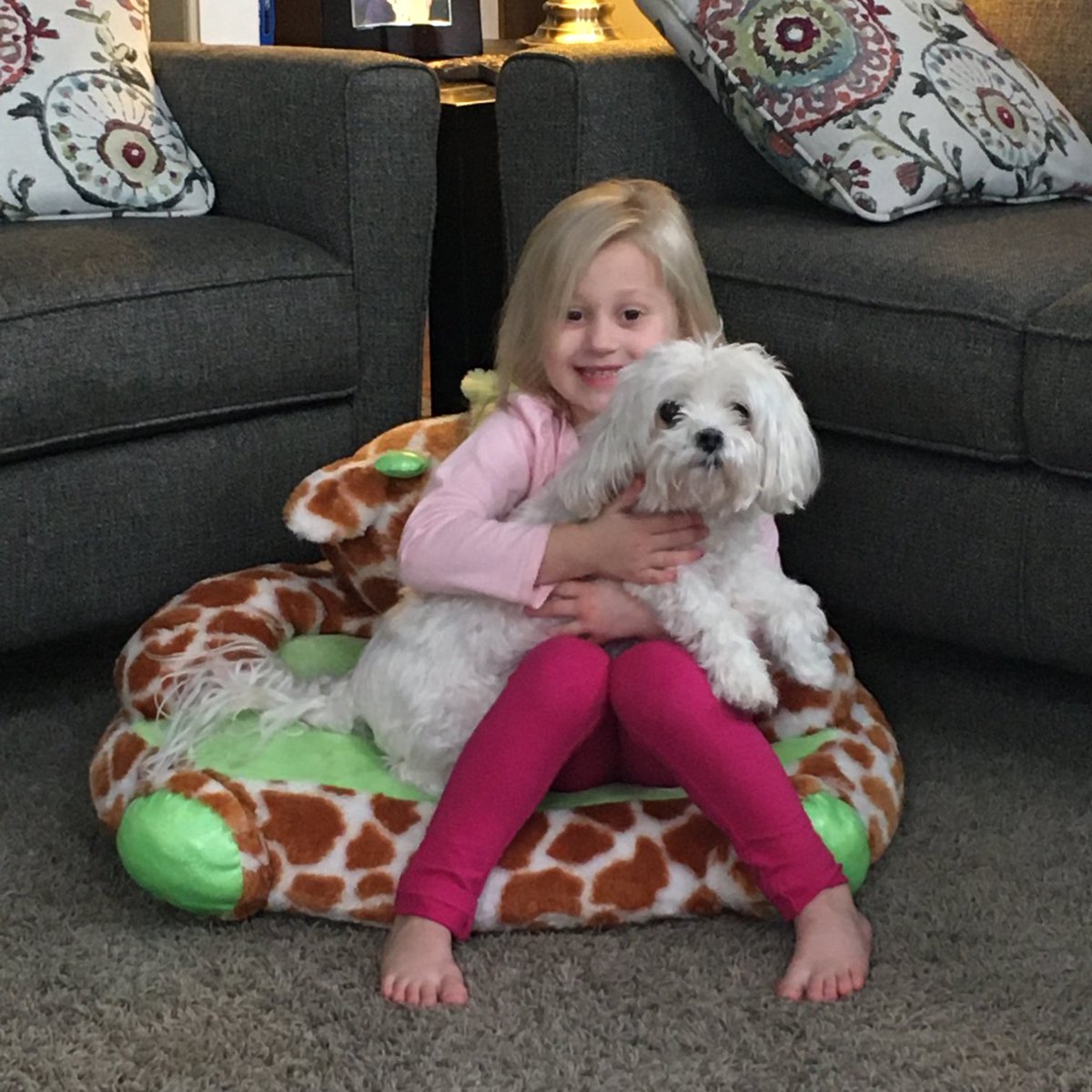 TheJCKnapp's tweet photo. My wife & I made the tough decision to put down our 15 yr old beloved pet Cooper. Making that decision was difficult; but the gut-wrenching part was telling the kids to say their goodbyes & give their last kisses. #PartOfOurFamily #DogFamily #RIPCooper https://t.co/pgUd0nIonA