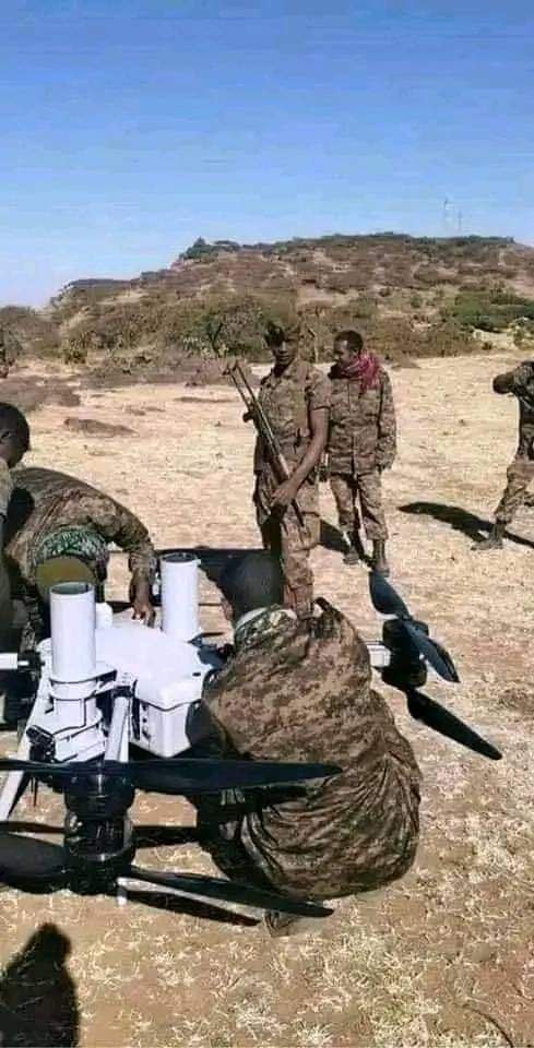GarbiiB's tweet photo. #OF_EEGGANNOO!
RIB Diroonii VTOL jedhamu kan.mortarii darbachuu danda'u doolara guddaan bitee yaaliif Oromiyaa keessatti taasisuuf qophiitti jira. Of eeggannoo cimsaa! Waan barbadee haa fiduu ijjibataa falmaa jirtii baraa! https://t.co/p4PGLxhITV