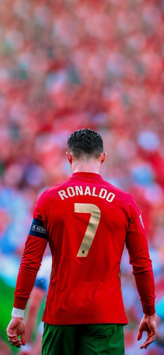 FinaaSM's tweet photo. You did it well @Cristiano
Legend! You win our hearts💙 https://t.co/cJ7p1PzTyf