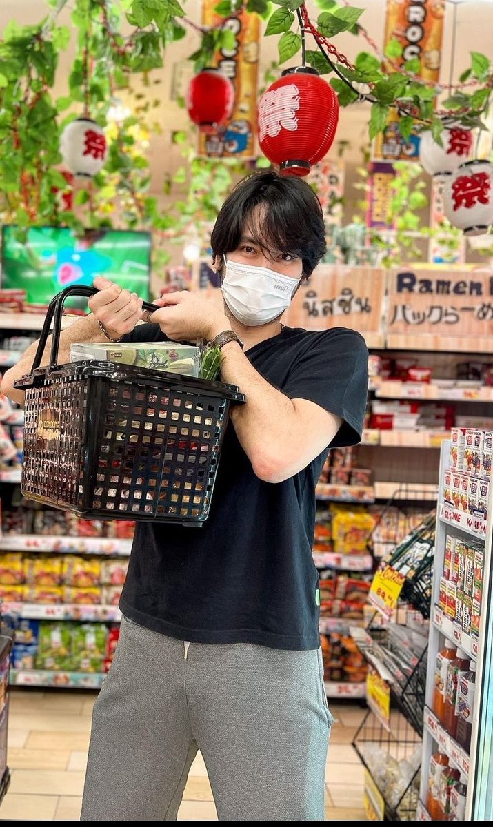 พ่อบ้าน #บอมบ์ธนิน