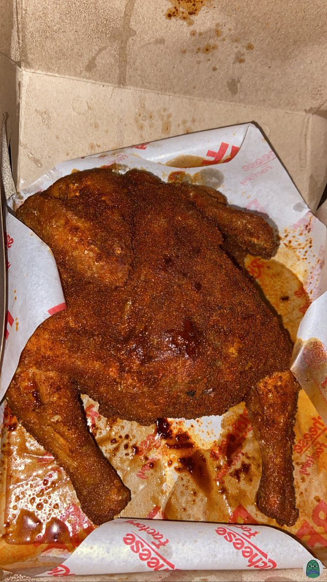 tanyarlfes's tweet photo. 💚 cewek wajar gak mukbang fyling 🐔🐓 ini sendirian dan abis? wkwk kalian yg cewek2 kuat ga? trs tanggepan yg cowok gimana? wkwk pengen tau🤭🤭 https://t.co/JguIJdQ29I