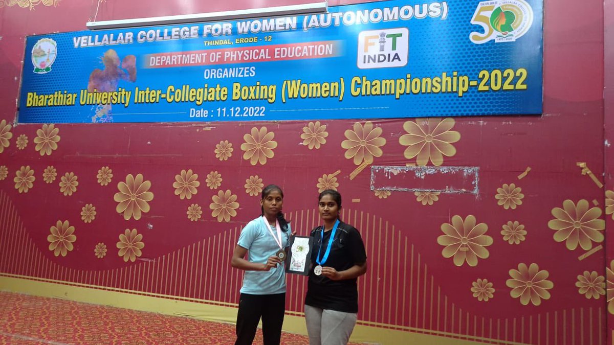 Manickam_reach's tweet photo. Rathinam College of Arts &amp; Science Students secured prizes in Bharathiar university inter collegiate women boxing Tournament held at Vellalar College For Women in Erode.

B.Vidya Sree - Won Gold medal under
and
R.Dharani won silver medal 
#boxing #moe #ugc #aicte https://t.co/3AJeQILVU5