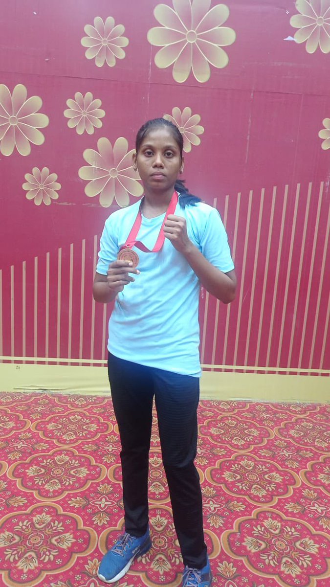 Manickam_reach's tweet photo. Rathinam College of Arts &amp; Science Students secured prizes in Bharathiar university inter collegiate women boxing Tournament held at Vellalar College For Women in Erode.

B.Vidya Sree - Won Gold medal under
and
R.Dharani won silver medal 
#boxing #moe #ugc #aicte https://t.co/3AJeQILVU5