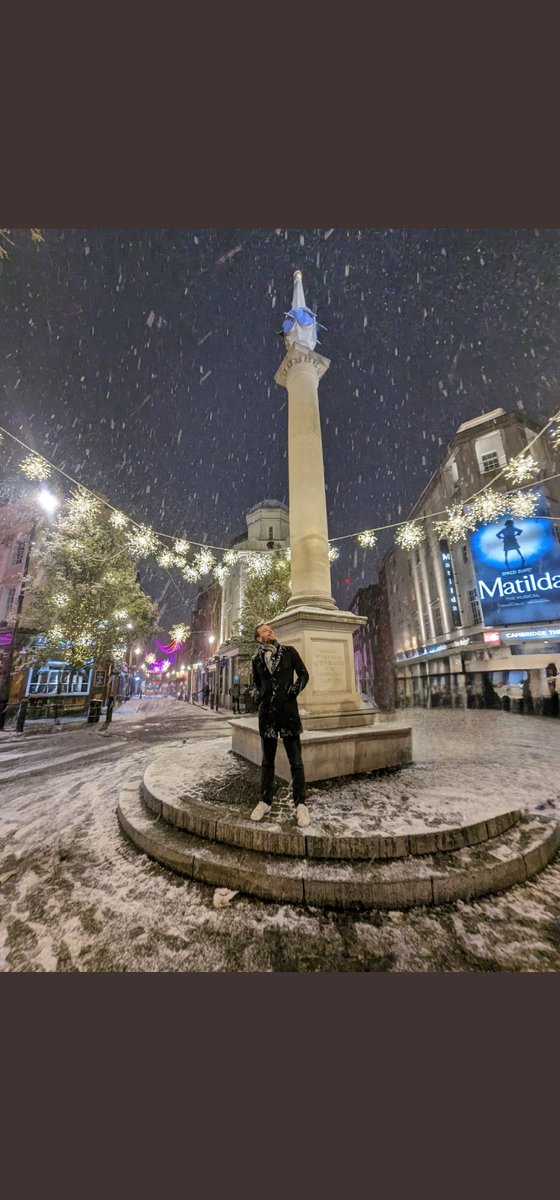 ANUBISPRIYANSHU's tweet image. S22 Ultra #objecteraser 
And this was from a Screenshot