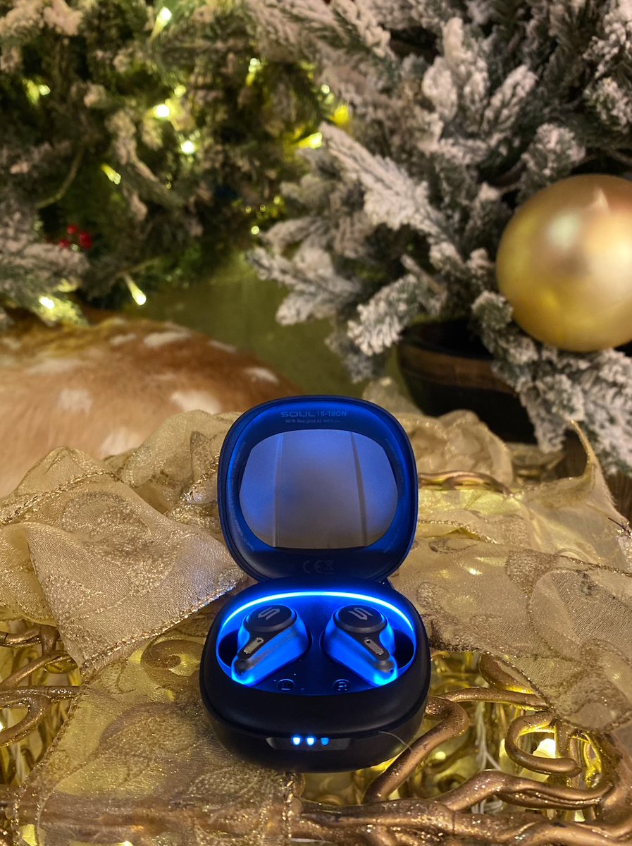 SOULElectronics's tweet image. “Last Christmas, I gave you my heart, but the very next day, you gave it away.” 
@Soulelectronics #SOULElectronics #SOULNation #STRON #KeepGoing