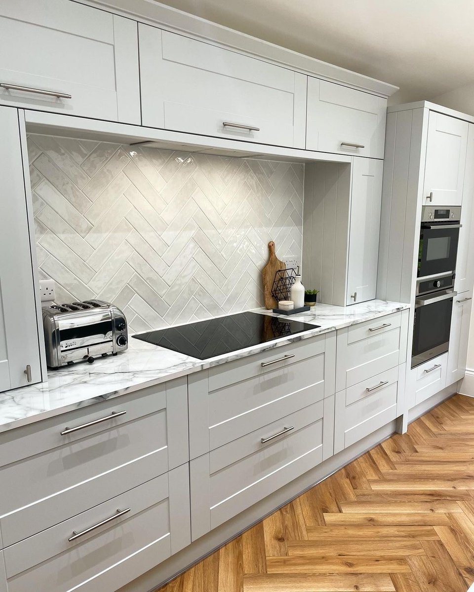 Wren Kitchens on Twitter "This Shaker kitchen with Fossil Grey Matt
