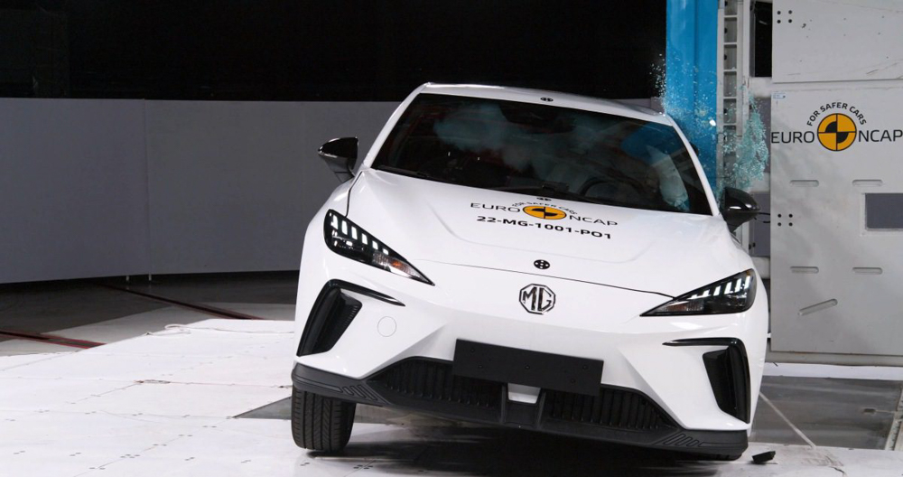 Autodeadline's tweet image. MG4 Electric awarded Five-star Euro NCAP safety rating autodeadline.com.au/Content/MG/Rel… MG4 Electric achieves the highest rating during the latest round of Euro NCAP safety testing. Five-star score awarded to current MG4 model range. Europe's benchmark car safety rating  by MG Pilot