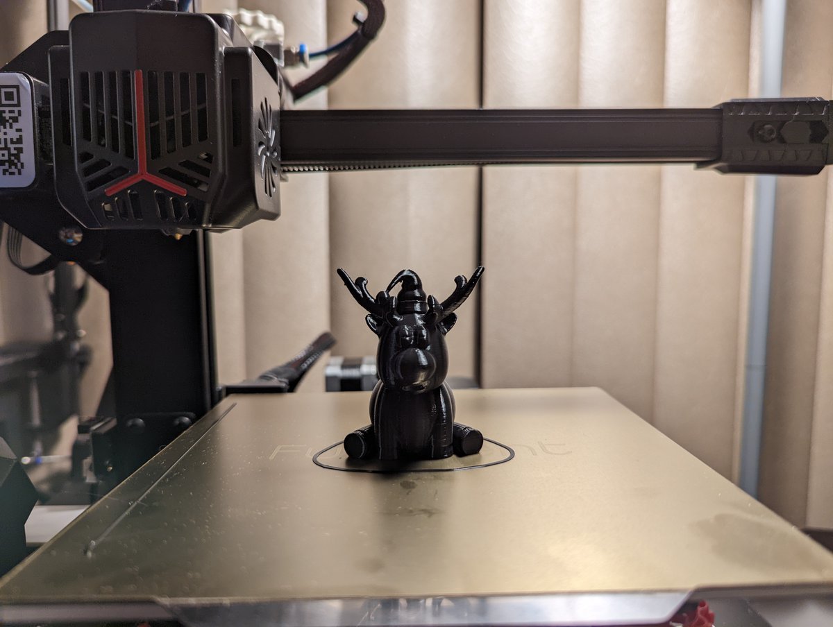 luciddream's tweet photo. @E3DOnline #E3DReindeer https://t.co/CdoN1pc5AG