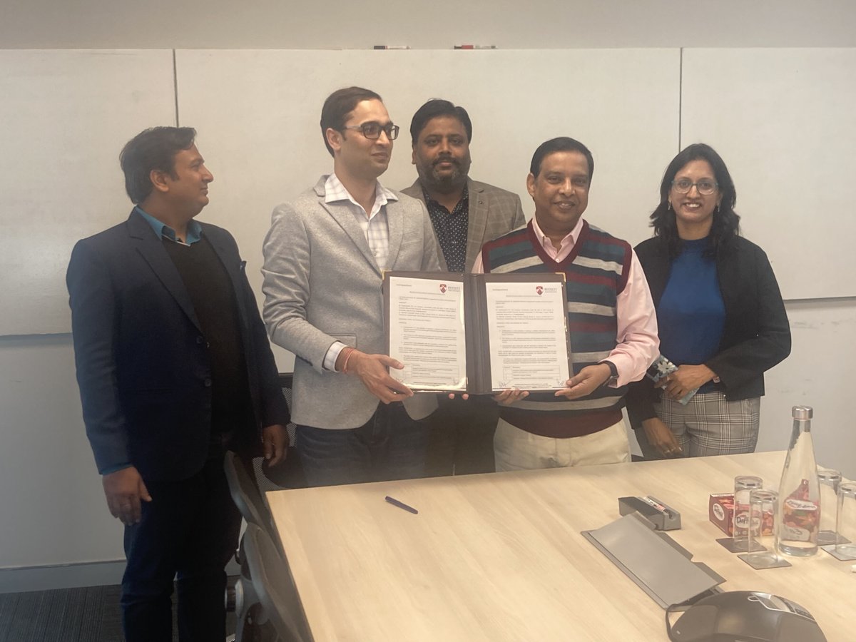 CodeQuotient's tweet photo. We're excited to announce that CodeQuotient has officially signed an MOU with @bennettuniv! The MOU was signed to improve student placement and career advancement in the IT industry.
@SCSETBennett #CodeQuotient #MoU #Career #Placement https://t.co/fdwrPEEeAe