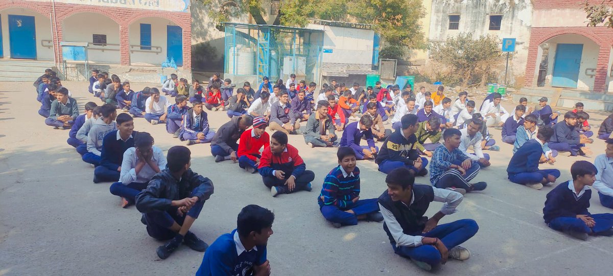Treecampus1's tweet photo. Tree Campus's English language awareness programme at Faridabad Government Boys School,
अपने विद्यालय में अवेयरनेस प्रोग्राम के लिए नीचे दिए गए नंबर पर संपर्क करें।
👉7011571326
#Faridabad #Faridabadnews #faridbad #teachersfollowteachers #teachers #EnglishProgram #Faridabad https://t.co/3OPMAQIQll