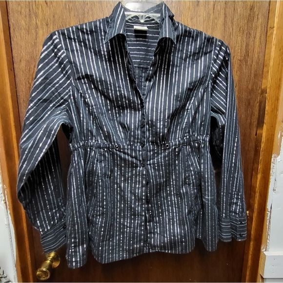 CSCodicorn's tweet image. So good I had to share! Check out all the items I'm loving on @Poshmarkapp from @Barbara_Colson #poshmark #fashion #style #shopmycloset #motherhoodmaternity #handmade: posh.mk/c1sJk1T0Gvb