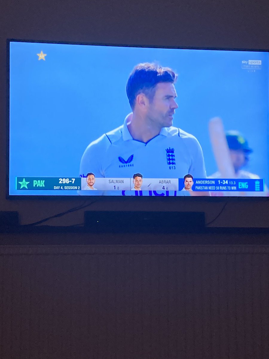 This is when semi-retirement is really rather nice! Another great game. @englandcricket #engpak