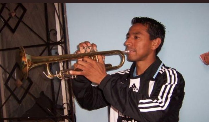 Happy birthday to Nolberto Solano and his trumpet. 

Have a great day mate 