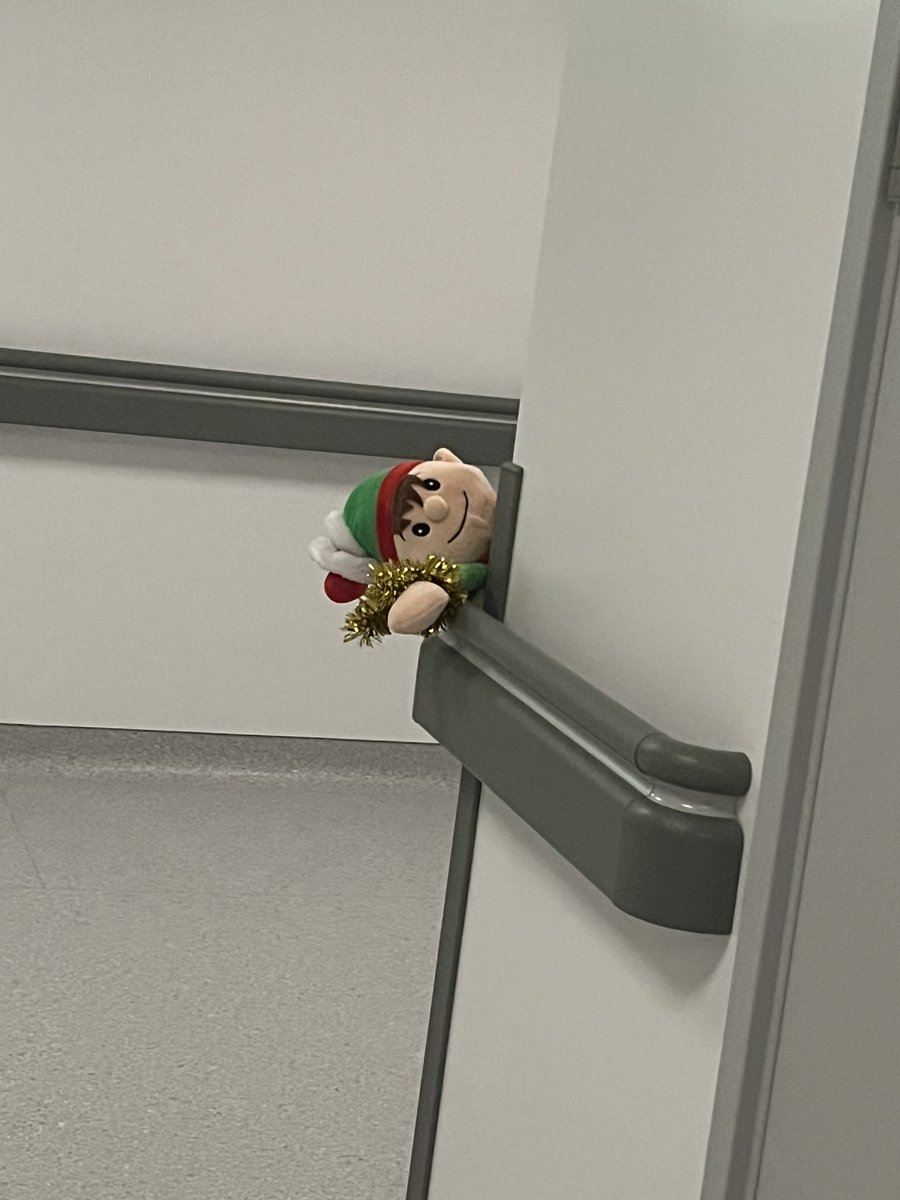 Christmas has arrived on the unit. And the cheeky elf has been up to some antics aswell!! 🎅🏻🎄🌟