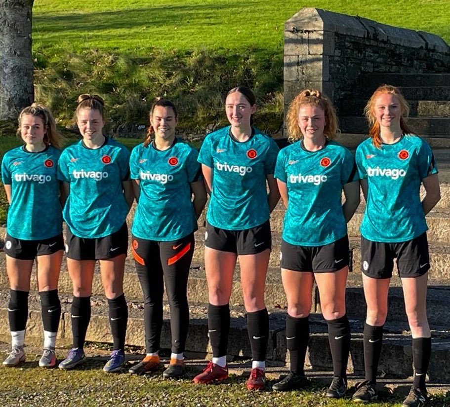 MountKellyFooty's tweet photo. Good Luck to our @MountKellyFooty U18Girls ⚽️⚽️⚽️ at their 2 day England @isfafootball camp At The National Football Centre , St George’s Park 🏴
#Erin #Milly ….. U16Girls
#Rosie #Calais #RubyM #Emma U18Girls 🦁🦁🦁
@MountKellySport @GuyAyling 😉☝🏼@CFCFoundation https://t.co/rrsQPxaNSD