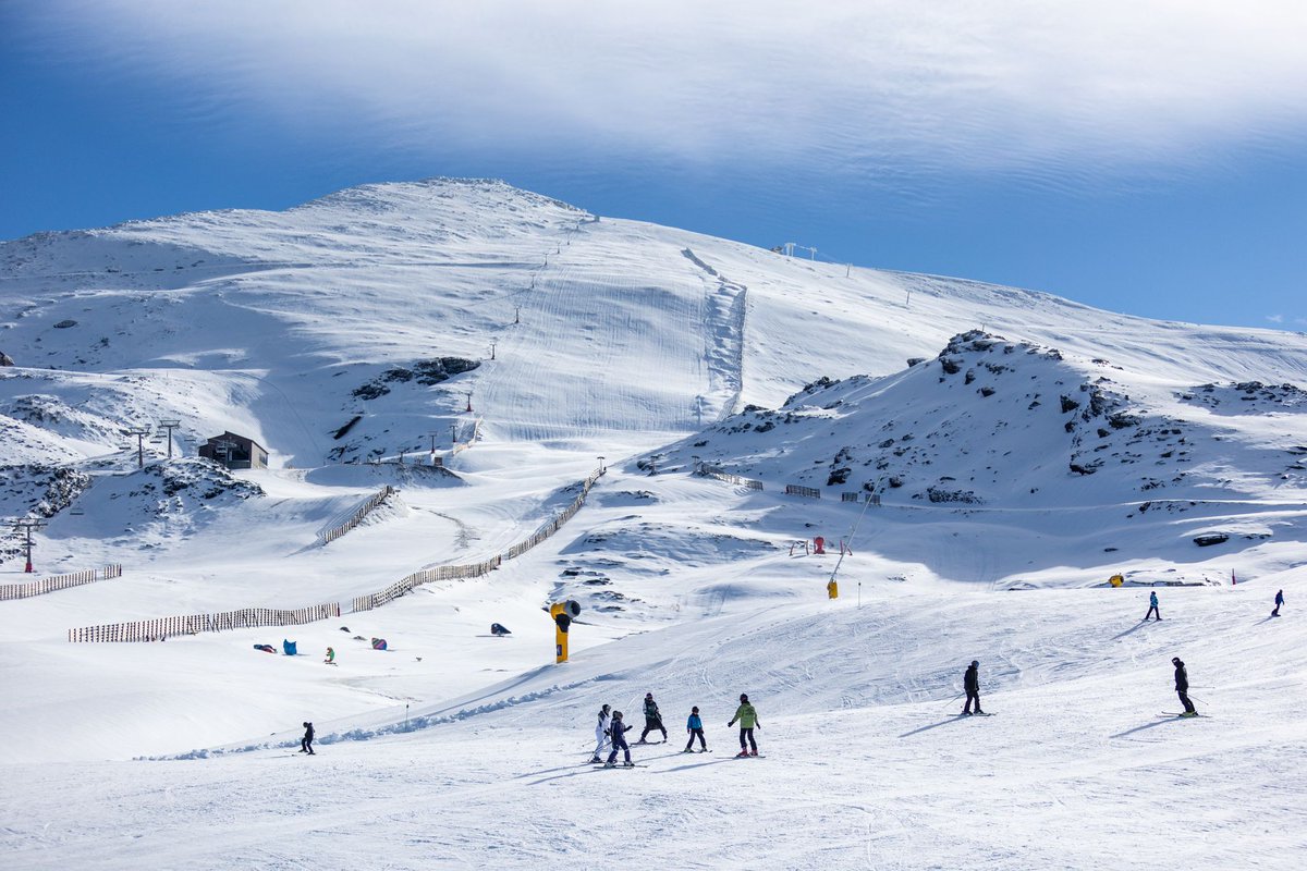 websierranevada's tweet photo. Después de la tormenta...
.
.
#SierraNevada #ViveSierraNevada #Ski #Esquí #snowboarding https://t.co/kRNoV0N32b