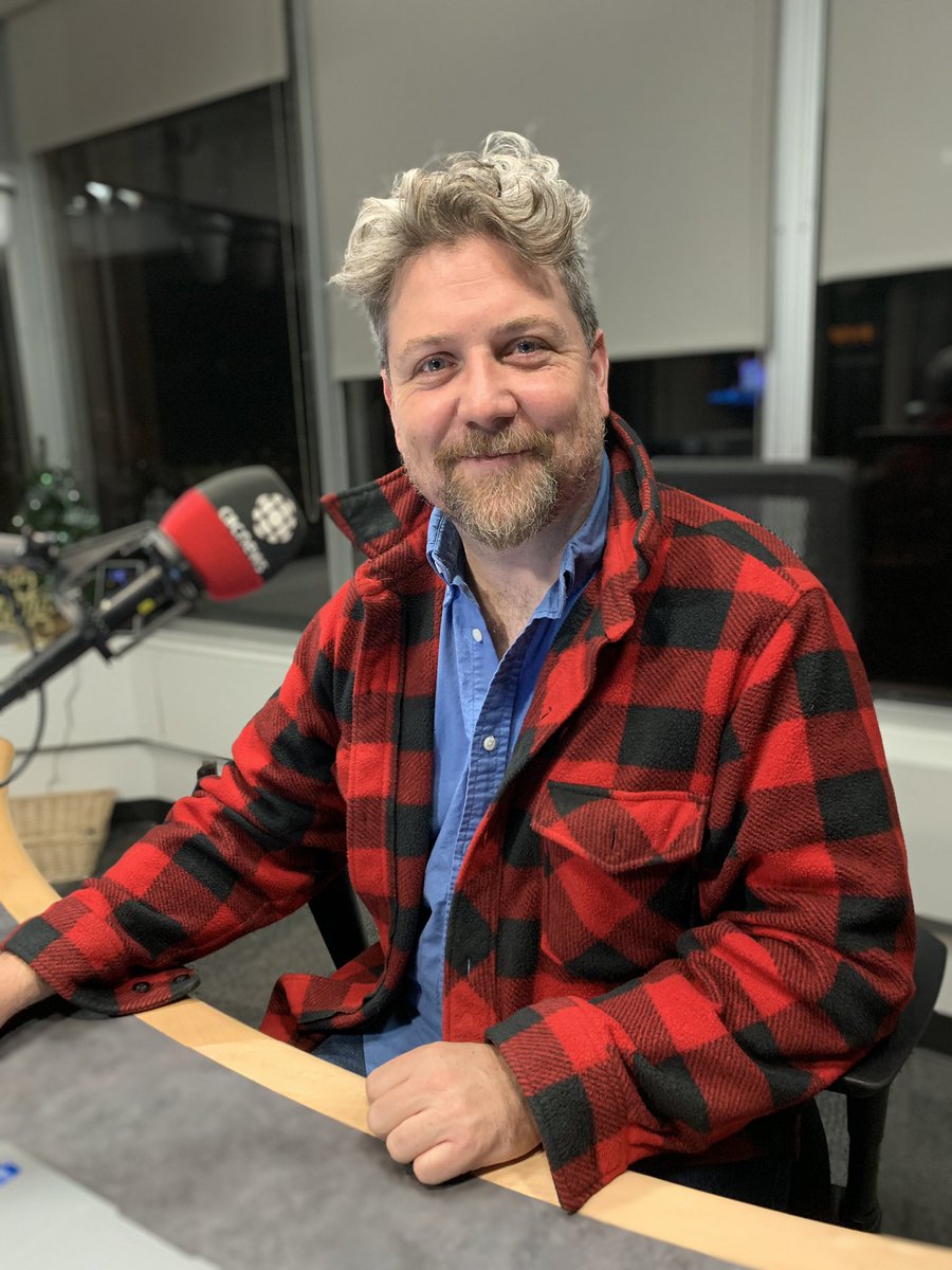 CBCEyeopener's tweet photo. Good morning #Calgary! Guess who’s in the host chair today?? New, permanent host of the Eyeopener, @LorenMcGinnis 🎉🎉 https://t.co/LhOVbkN15L